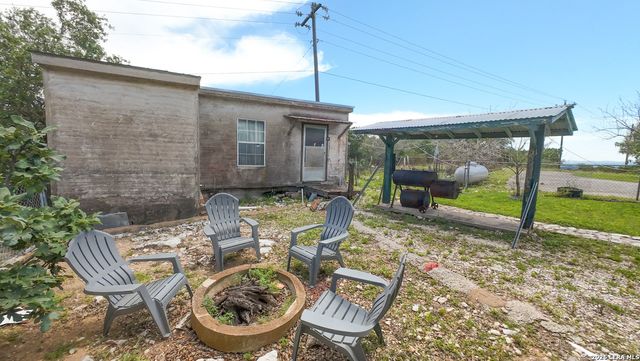 1130 COUNTY ROAD 270, Mico, TX 78056