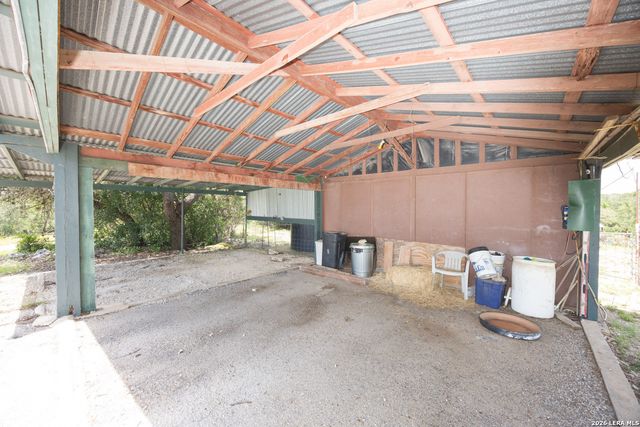 1130 COUNTY ROAD 270, Mico, TX 78056