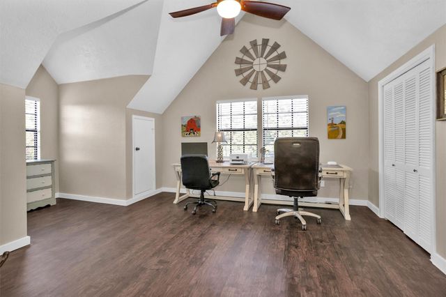 12310 Lakeview Manor Drive, Willis, TX 77318