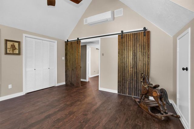 12310 Lakeview Manor Drive, Willis, TX 77318