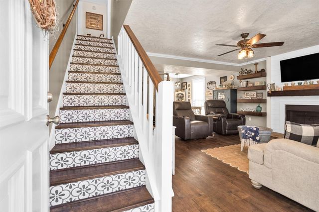 12310 Lakeview Manor Drive, Willis, TX 77318