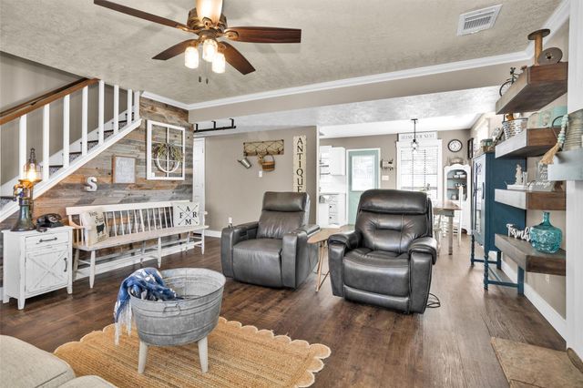 12310 Lakeview Manor Drive, Willis, TX 77318