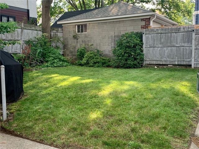73 Overhill Road, Providence, RI 02906