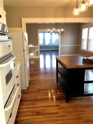 73 Overhill Road, Providence, RI 02906