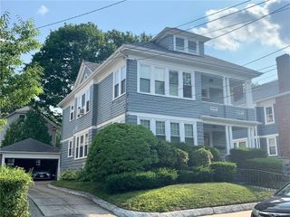 73 Overhill Road, Providence, RI 02906