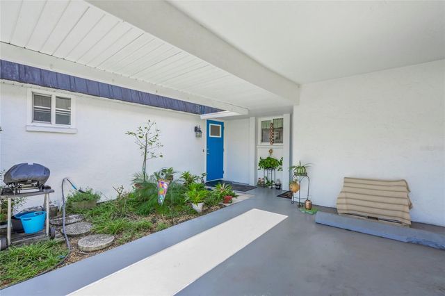 1325 GLEN OAKS DRIVE E 133, Sarasota, FL 34232