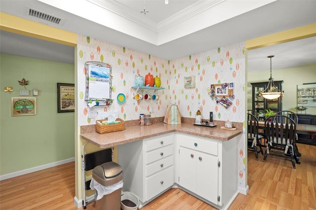 1325 GLEN OAKS DRIVE E 133, Sarasota, FL 34232