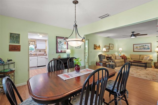 1325 GLEN OAKS DRIVE E 133, Sarasota, FL 34232