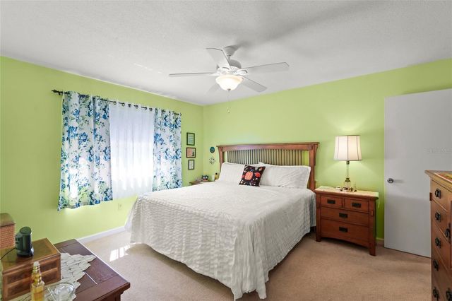 1325 GLEN OAKS DRIVE E 133, Sarasota, FL 34232