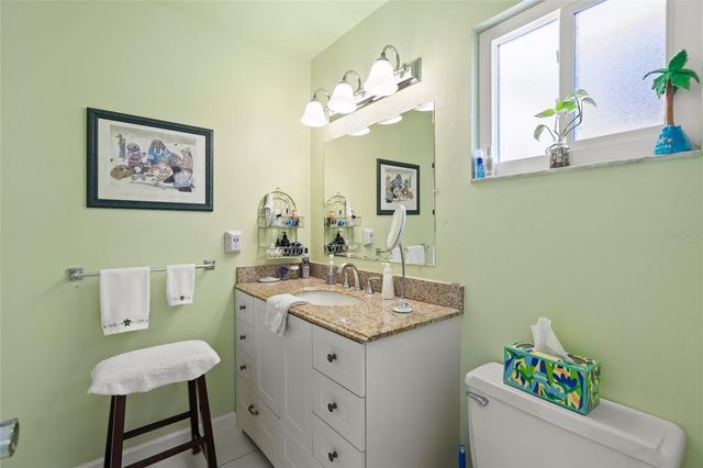 1325 GLEN OAKS DRIVE E 133, Sarasota, FL 34232