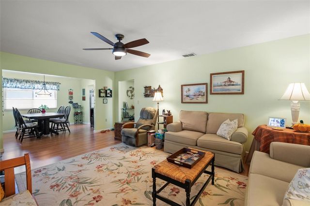 1325 GLEN OAKS DRIVE E 133, Sarasota, FL 34232