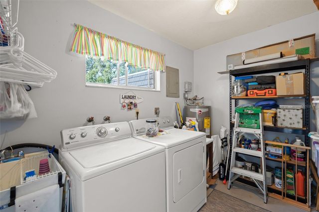 1325 GLEN OAKS DRIVE E 133, Sarasota, FL 34232