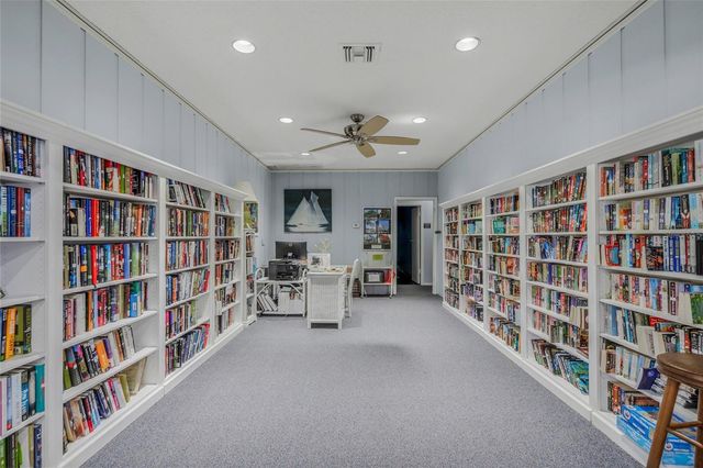 1325 GLEN OAKS DRIVE E 133, Sarasota, FL 34232