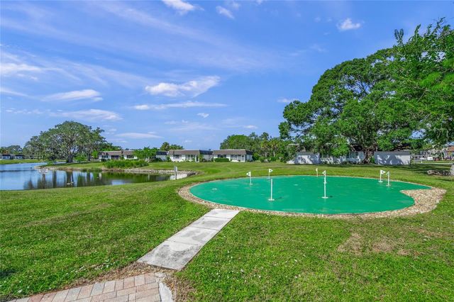 1325 GLEN OAKS DRIVE E 133, Sarasota, FL 34232