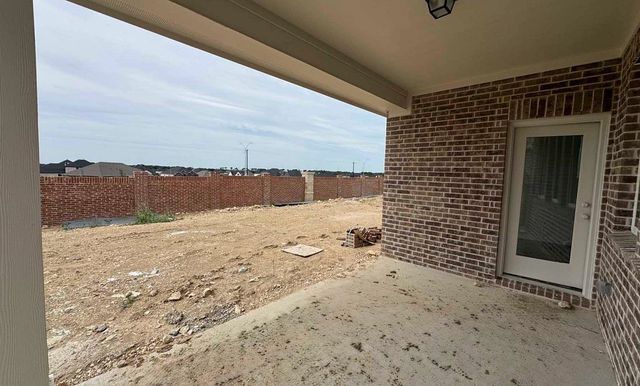 672 Tyronza Drive, Justin, TX 76247