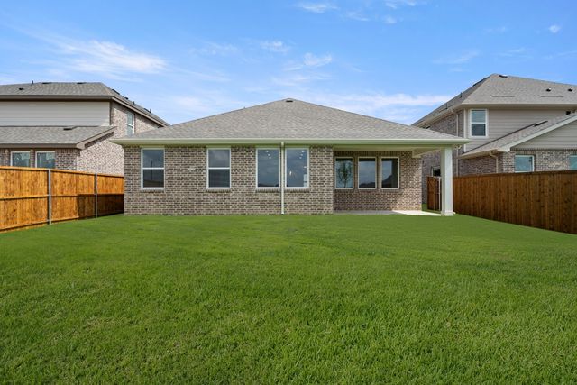 672 Tyronza Drive, Justin, TX 76247