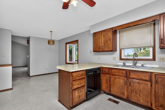 805 Warren Street, De Soto, IA 50069