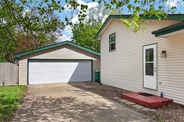 805 Warren Street, De Soto, IA 50069