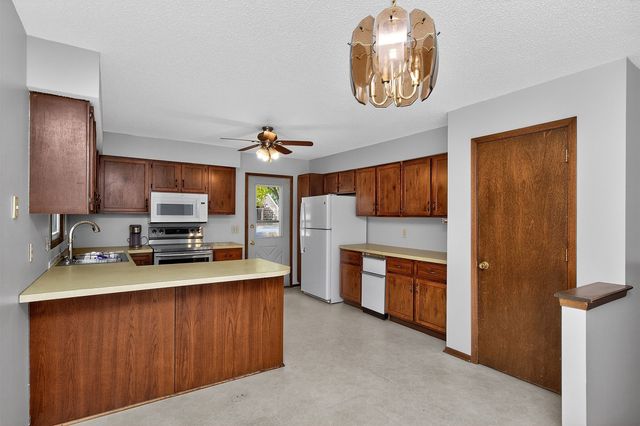 805 Warren Street, De Soto, IA 50069