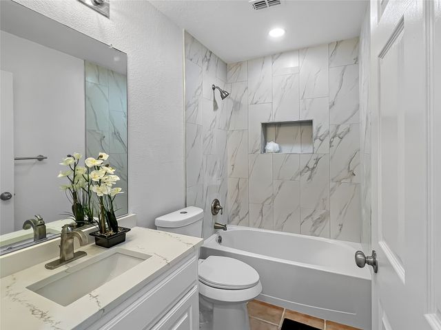 2712 Dawn Spring Drive, Little Elm, TX 75068