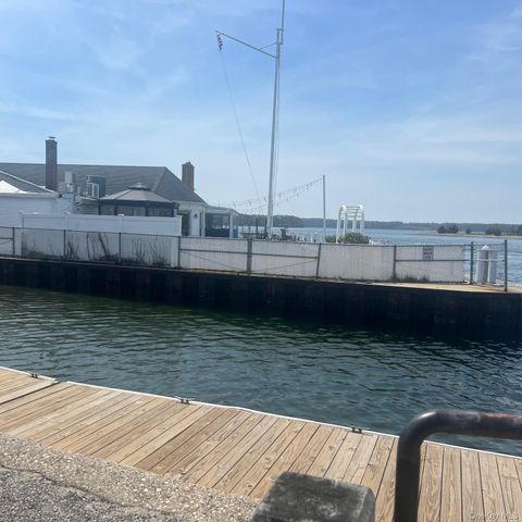 7 Harborview, Stony Brook, NY 11790