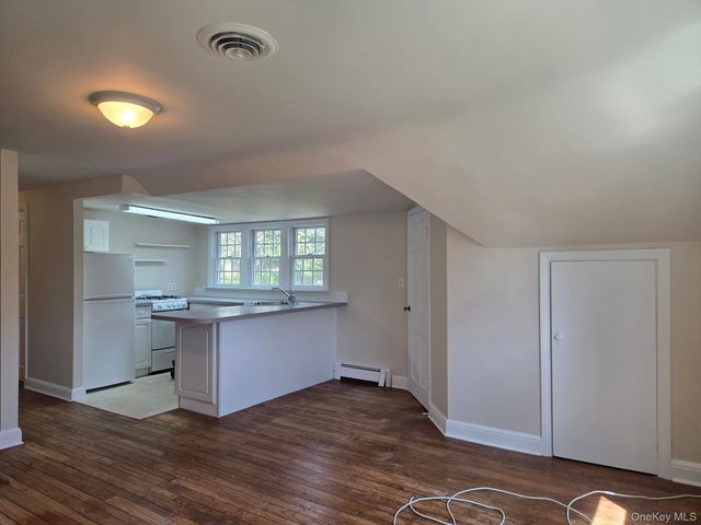 7 Harborview, Stony Brook, NY 11790