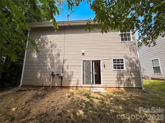 1131 Jordans Pond Lane, Charlotte, NC 28214