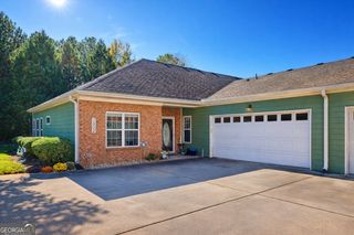 1502 Commonwealth Circle, Newnan, GA 30263