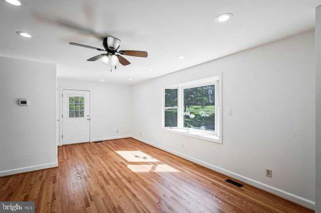 2718 PIONEER LN, Falls Church, VA 22043