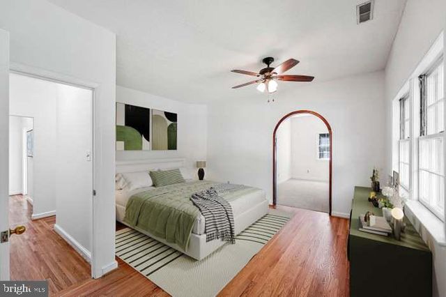 2718 PIONEER LN, Falls Church, VA 22043