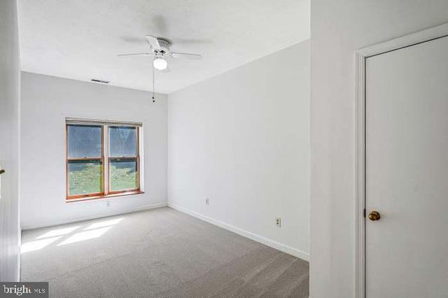 2718 PIONEER LN, Falls Church, VA 22043
