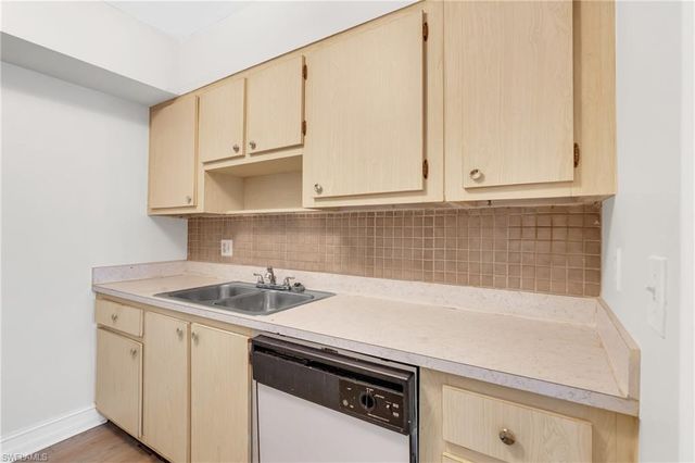 1830 Maravilla AVE 806, Fort Myers, FL 33901