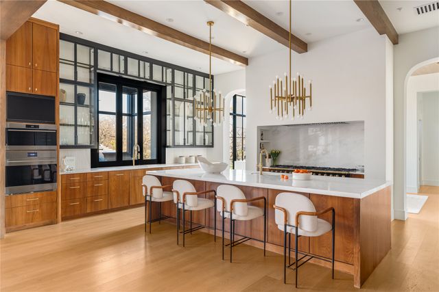 10010 Strait Lane, Dallas, TX 75229