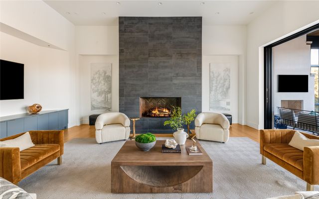 10010 Strait Lane, Dallas, TX 75229