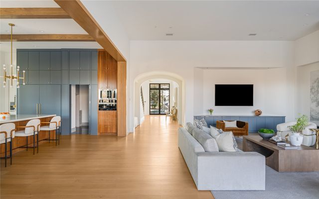 10010 Strait Lane, Dallas, TX 75229