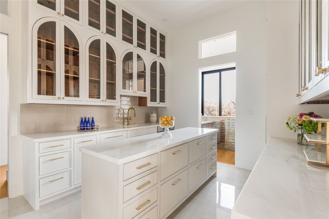 10010 Strait Lane, Dallas, TX 75229