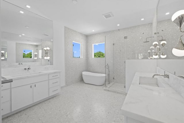 291 Summa Street, West Palm Beach, FL 33405