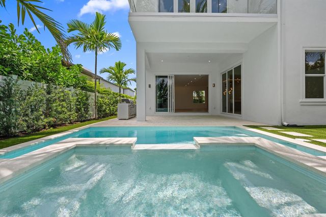 291 Summa Street, West Palm Beach, FL 33405
