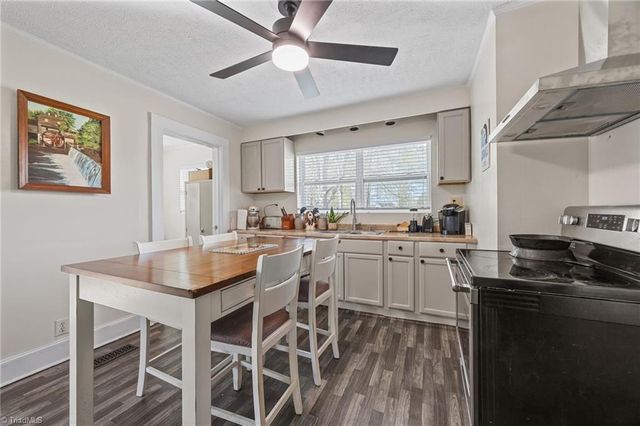 1513 NC Highway 62, Archdale, NC 27263