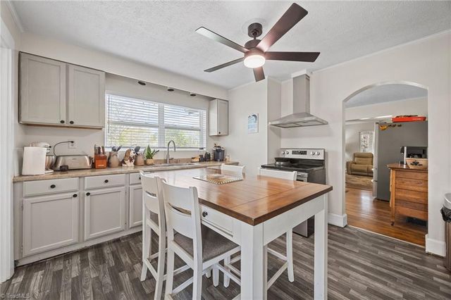 1513 NC Highway 62, Archdale, NC 27263