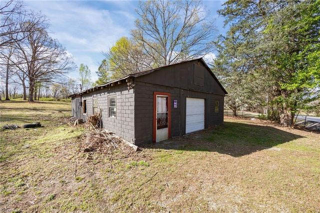 1513 NC Highway 62, Archdale, NC 27263