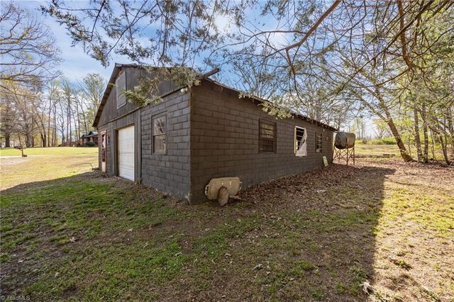 1513 NC Highway 62, Archdale, NC 27263