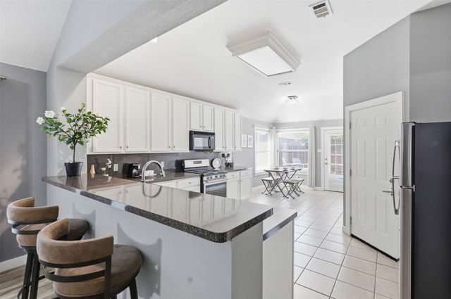 5433 Mohawk Court, The Colony, TX 75056