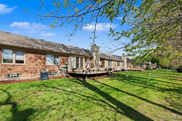 41302 Fortuna Drive, Clinton Township, MI 48038