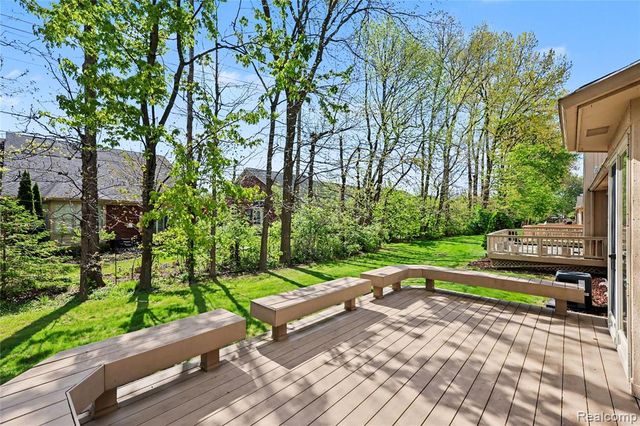 41302 Fortuna Drive, Clinton Township, MI 48038