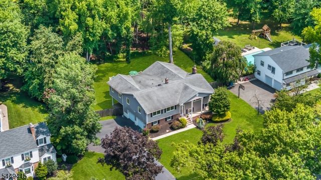 1245 Sunnyfield Ln, Scotch Plains Twp., NJ 07076