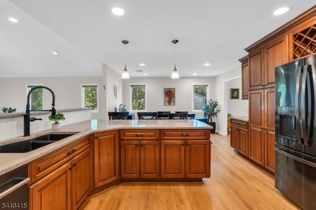 1245 Sunnyfield Ln, Scotch Plains Twp., NJ 07076