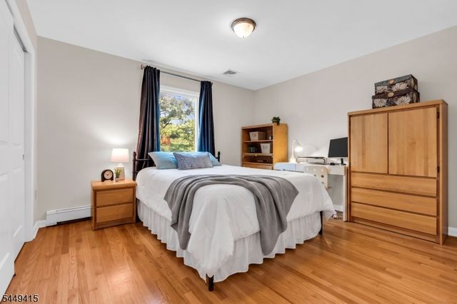 1245 Sunnyfield Ln, Scotch Plains Twp., NJ 07076