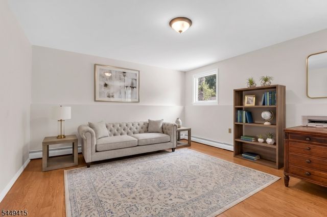 1245 Sunnyfield Ln, Scotch Plains Twp., NJ 07076