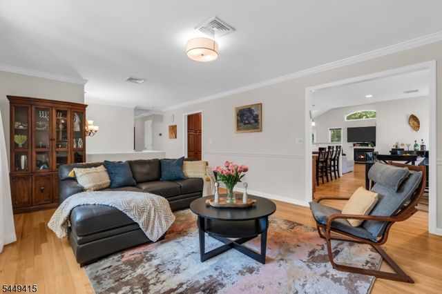 1245 Sunnyfield Ln, Scotch Plains Twp., NJ 07076